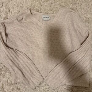 Pink Rose Women's Beige V-Neck Sweater